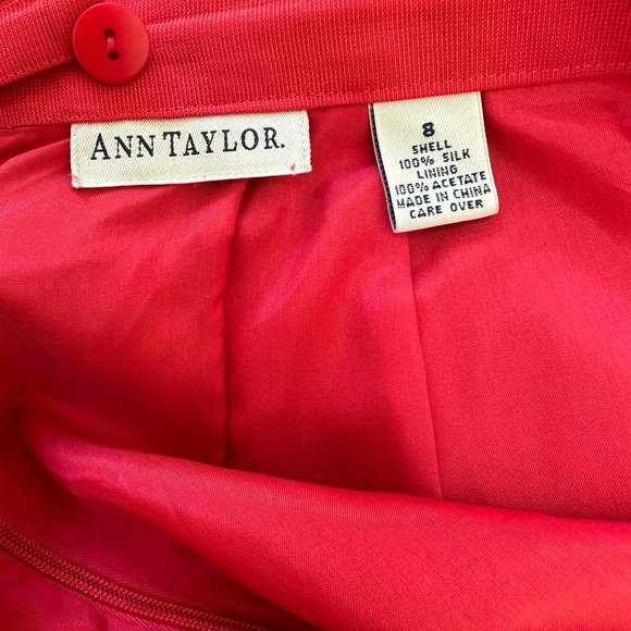 Red silk structured pants - Picture 3 of 4